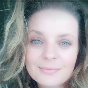 Meet your Posher, Marisa